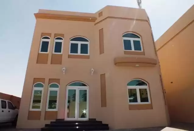 yerleşim Hazır Mülk 6 Yatak Odası S/F Müstakil Villa  kiralık içinde Doha #8273 - 1  image 